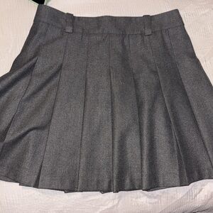 Aritzia Gray Pleated Mini Skirt